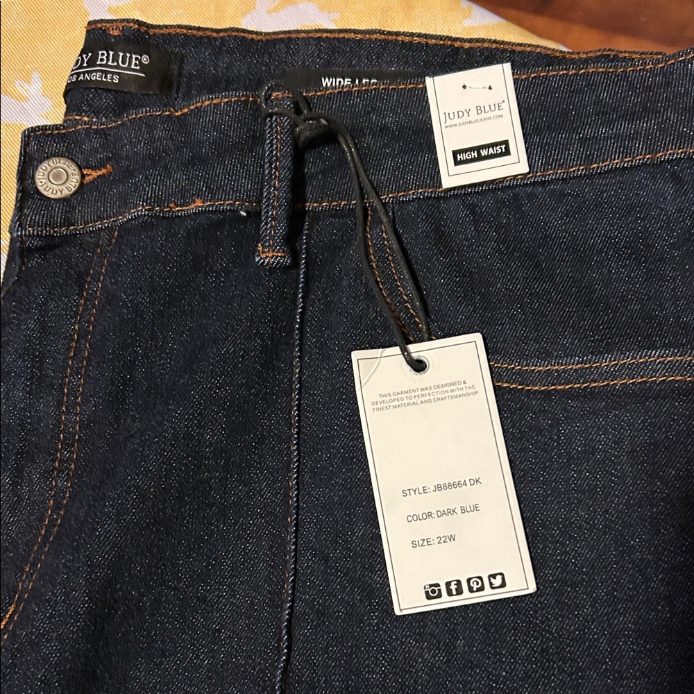 Judy Blue Dark Wash Wide Leg Blue Jeans Size 22W High Waist NWT - Picture 7 of 16